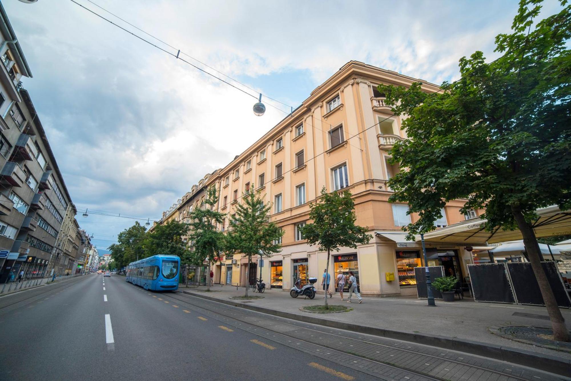 Evita Mini Zagreb Extérieur photo